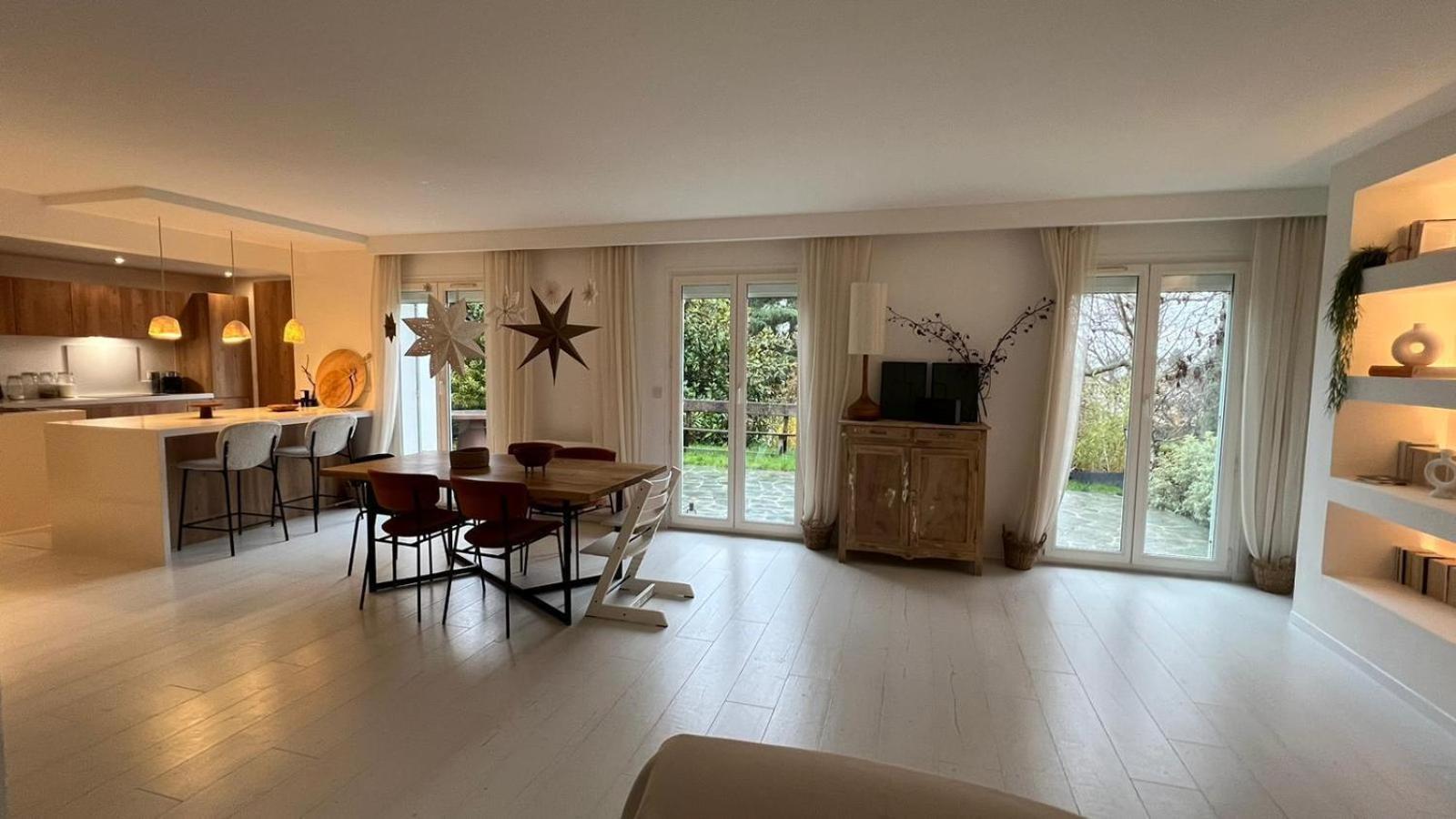 Maison Familiale, Belle Et Moderne Proche De Versailles Et Thoiry Maule Exterior foto